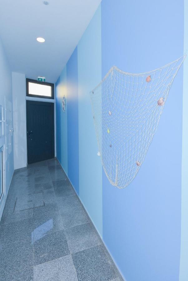 מטוסיניוס Near The Beach Apartments מראה חיצוני תמונה
